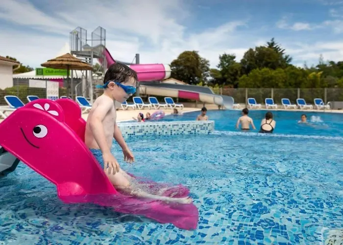 Mobil-home Cosy Avec Terrasse - 5 Personnes - Api-1-52-1041 Kamp alanı *