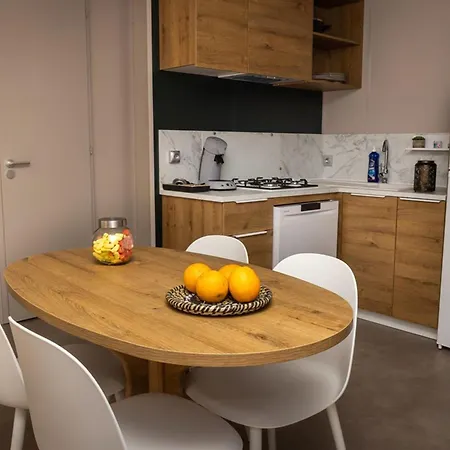 Mobil-home Cosy Avec Terrasse - 5 Personnes - Api-1-52-1041 אתר קמפינג *