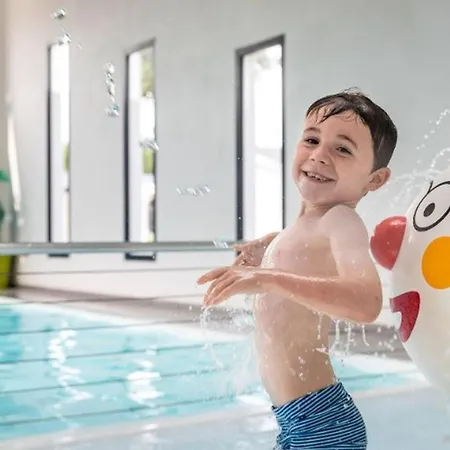 Mobil-home Cosy Avec Terrasse - 5 Personnes - Api-1-52-1041 Campsite