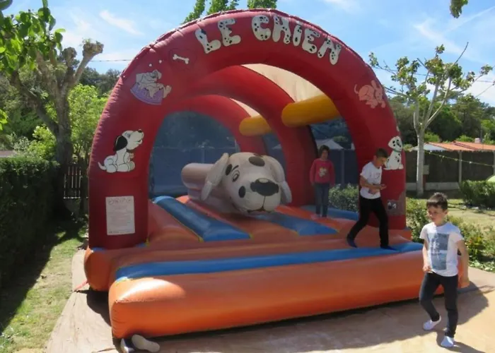 אתר קמפינג Mobil-home Cosy Avec Terrasse - 5 Personnes - Api-1-52-1041 סן ז'אן דה מון