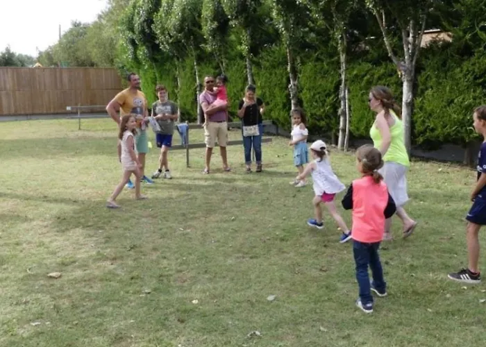 Mobil-home Cosy Avec Terrasse - 5 Personnes - Api-1-52-1041 * סן ז'אן דה מון